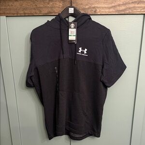 Under Armour Men's Black Short Sleeve Hoodie